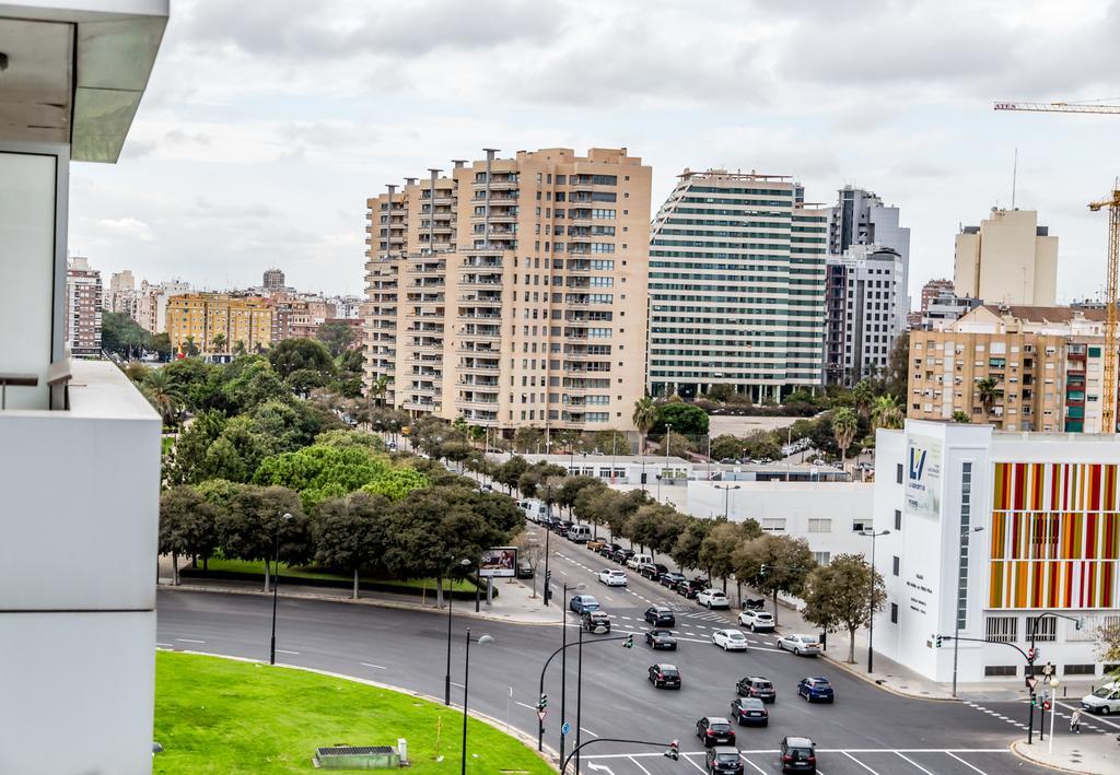 Apartamento Travel Hábitat Torre Francia Valencia Exterior foto